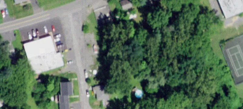 48 Thatcher St