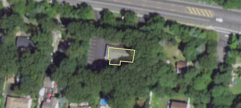 132 Sound Ave