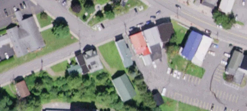 9 Railroad Ave