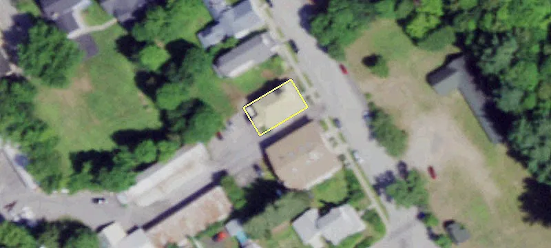 107 Hand Ave