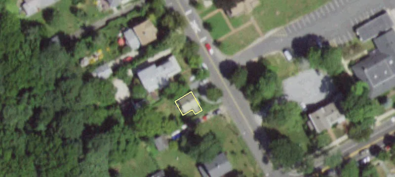 260 Hortons Ln