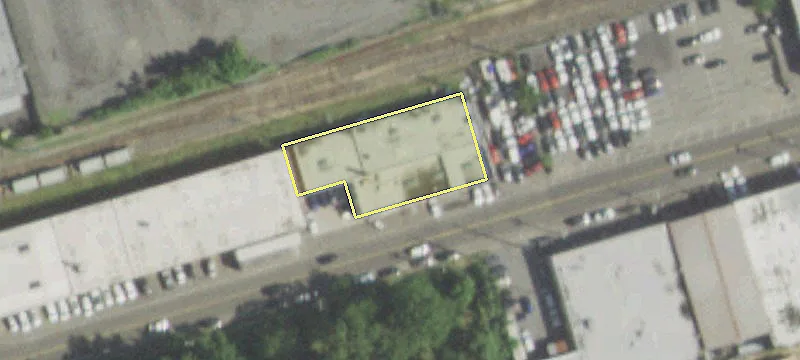 91 Commercial Ave