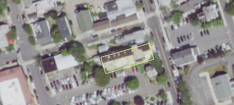 321 Main St