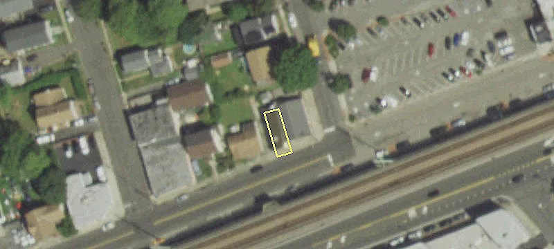 64 Hoffman Ave