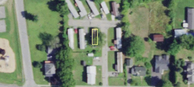 82 Pleasant St