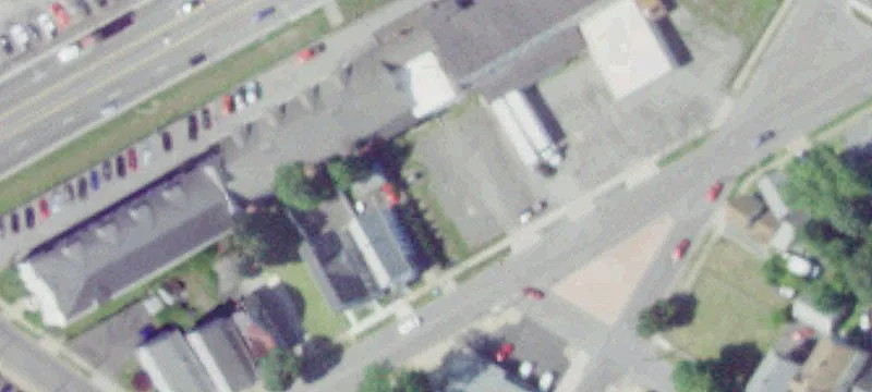 1320 Lincoln Ave