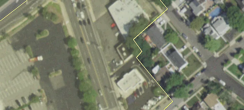 3 Merrick Ave
