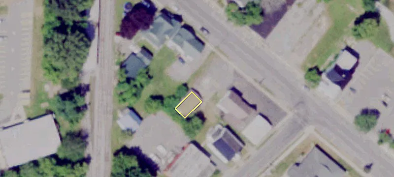 135 Mechanic St