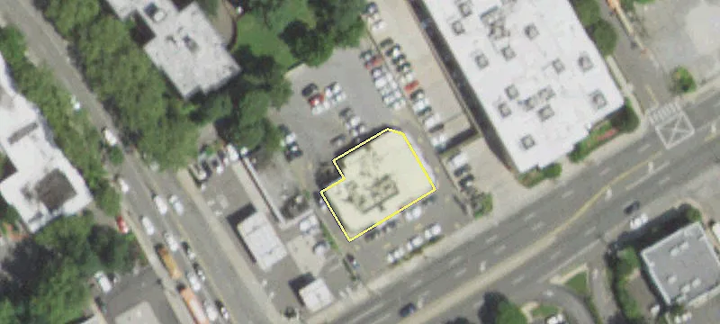 607 Northern Blvd