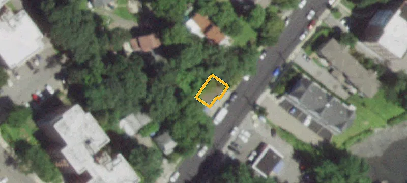 755 Pelham Rd