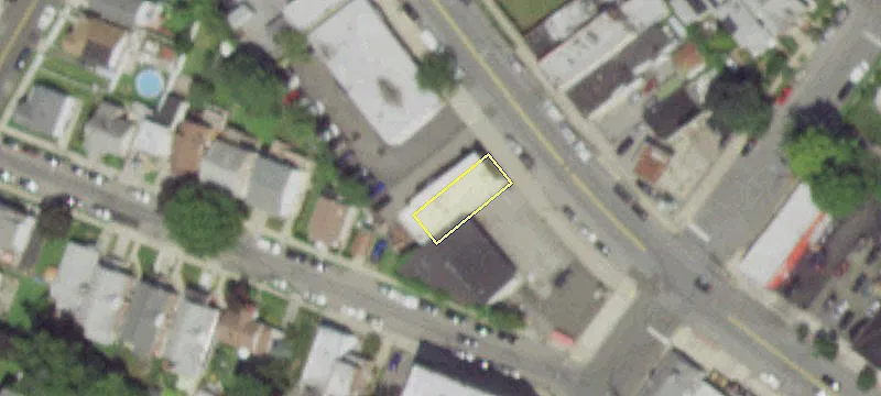 851 Mclean Ave