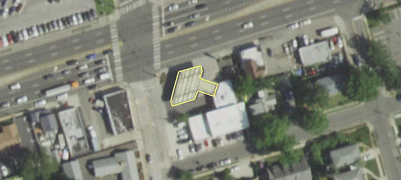 207 Sunrise Hwy