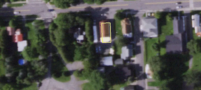 2092 Main St