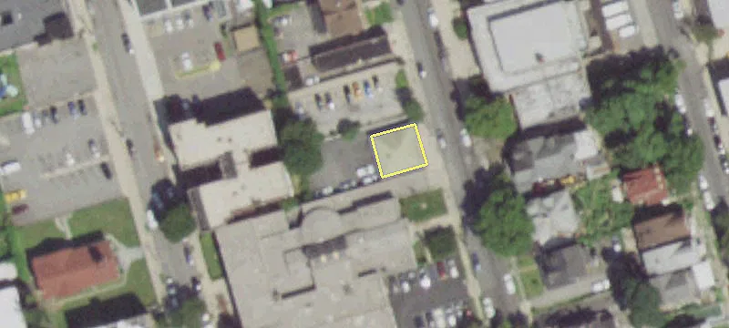 22 1st Ave