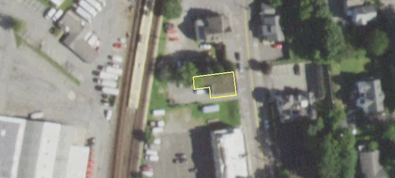 373 Elwood Ave