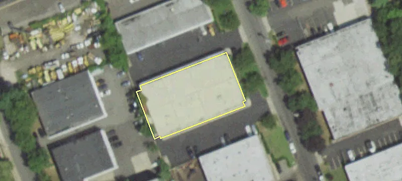 28 Otis St