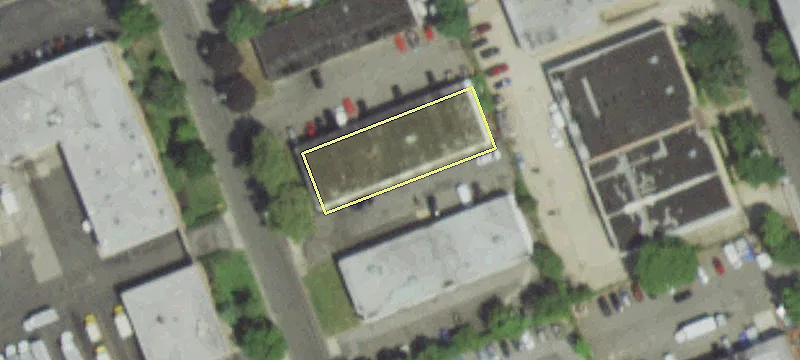 25 Mahan St