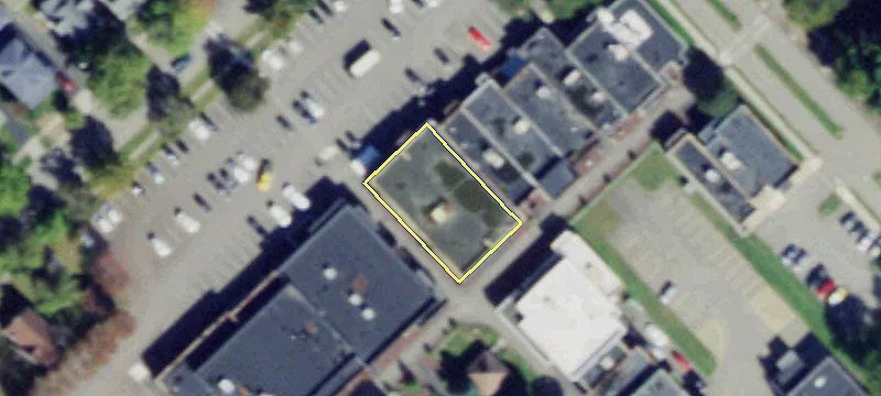 150 Vlg Sq