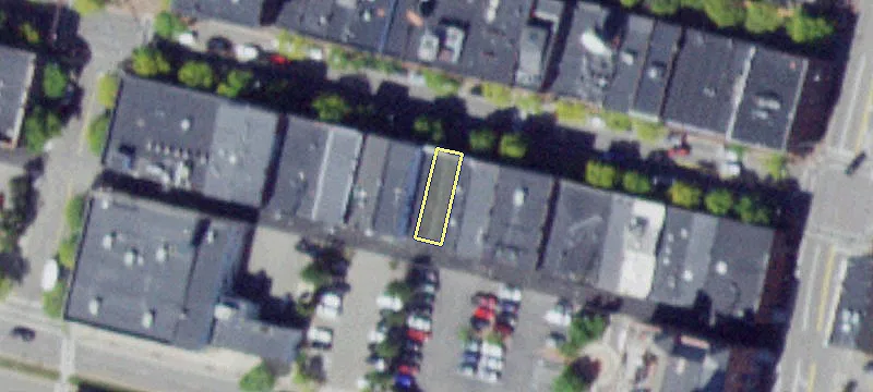 24 Market St