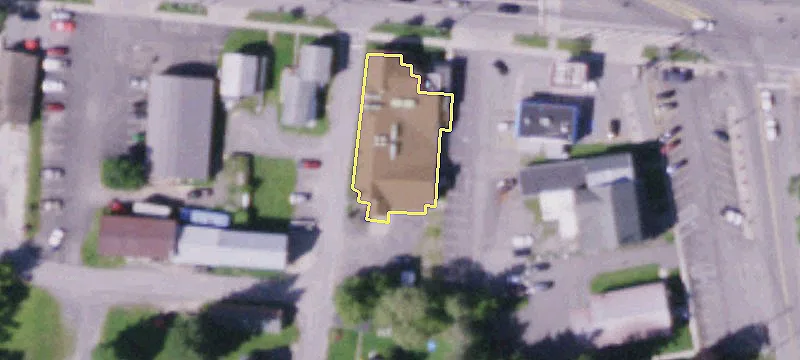 15 Main St