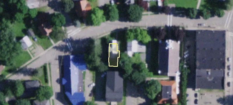 11 Church St