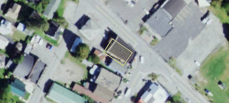 63 Stewart Ave