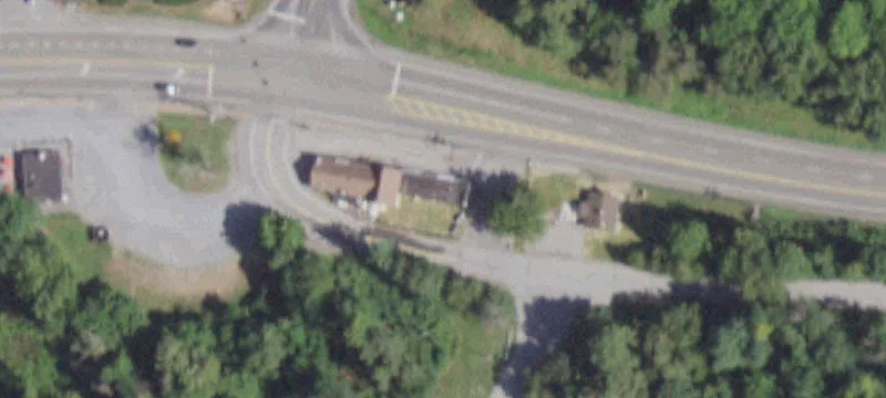 560-562 Rte 82