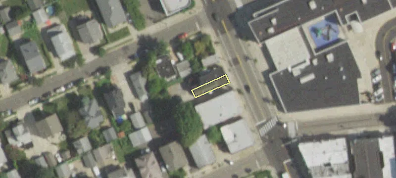 223 Willis Ave
