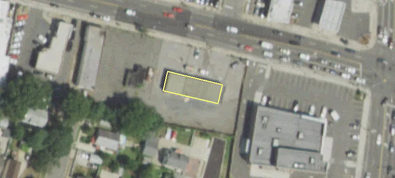 324 Merrick Rd