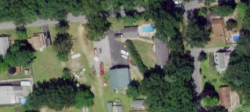 324 Emmett St