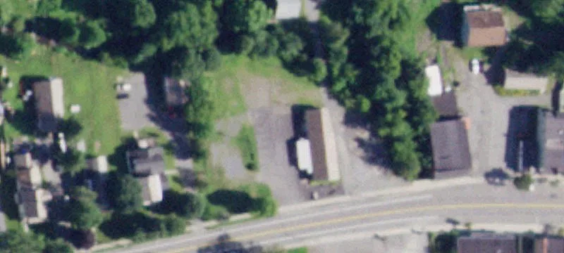 98 Main St