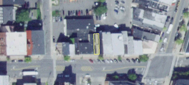 30 Castle St