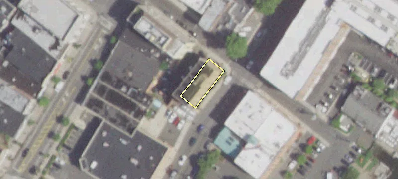 28 Willett Ave