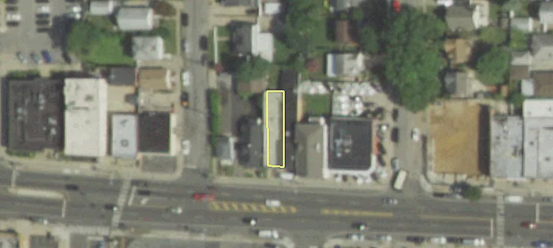 804 Hempstead Tpke