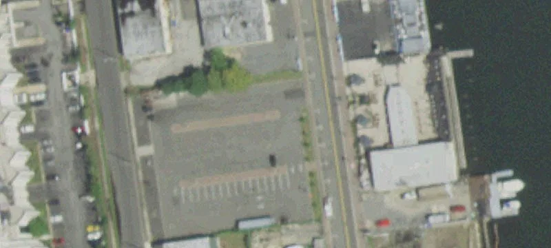 395 Woodcleft Ave