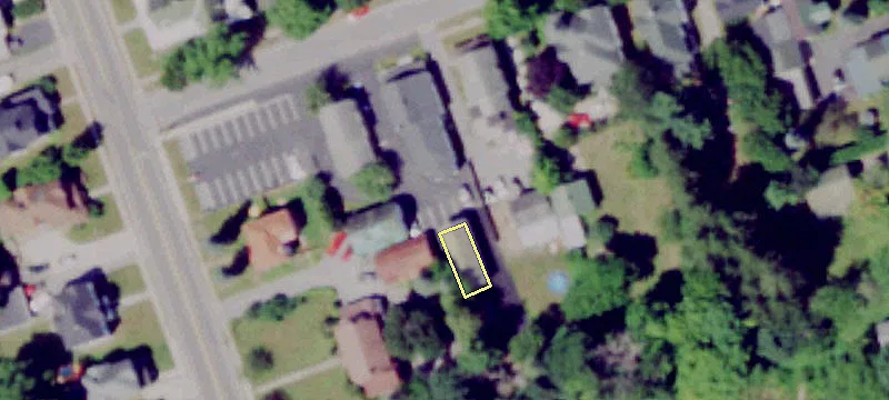 16 Barnes St