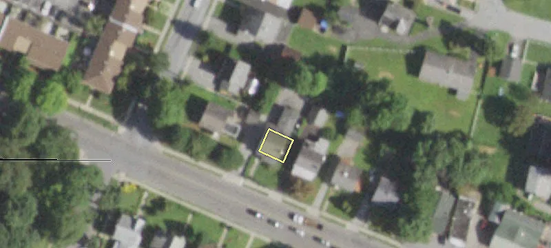 290 Hooker Ave