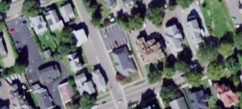 382 Church St