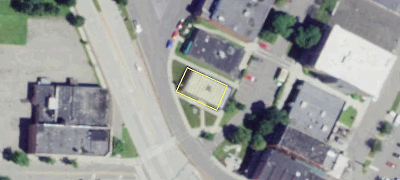 57 Broadway Mall