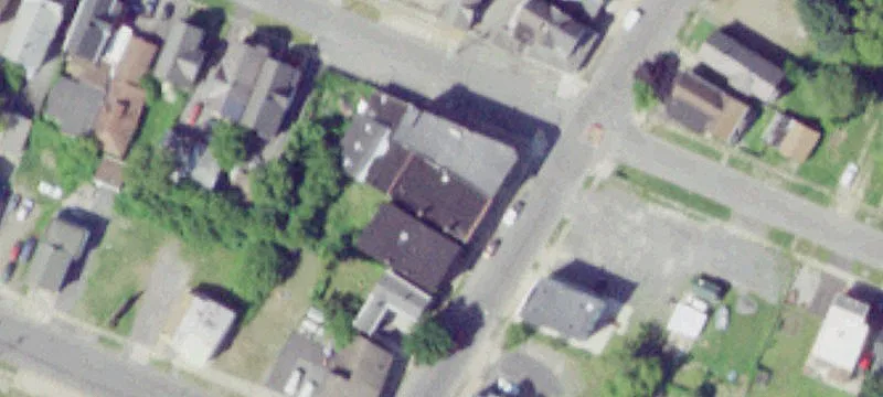 404 Kossuth Ave