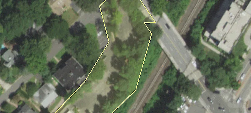 127 Cuttermill Rd