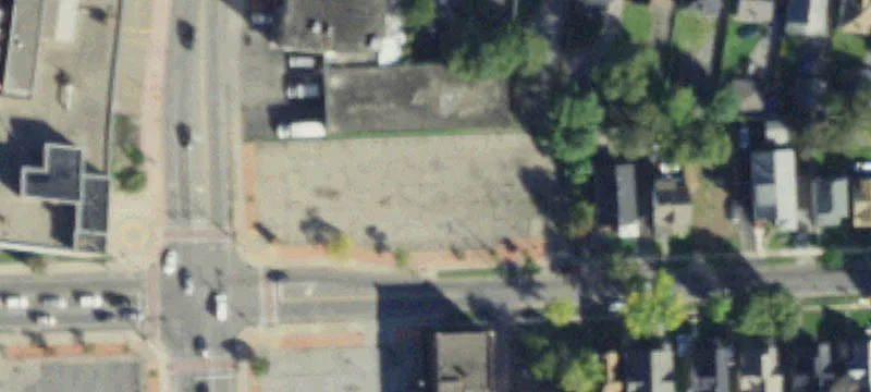 90 Ave E St