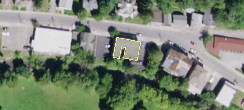 1084 Main St