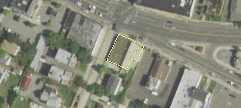 91-93 Main St Rhame Ave