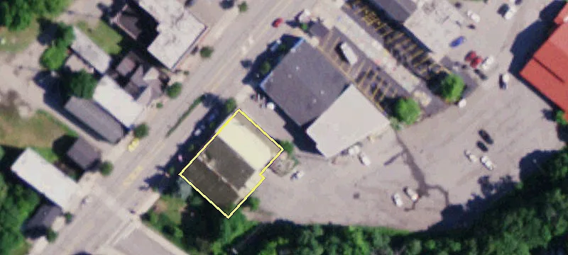50-52 Main St