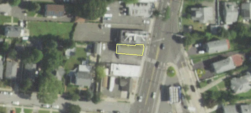 2020 Grand Ave