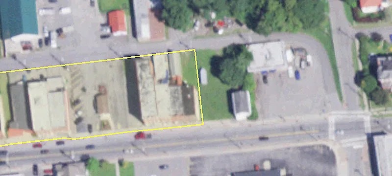 8 Main St