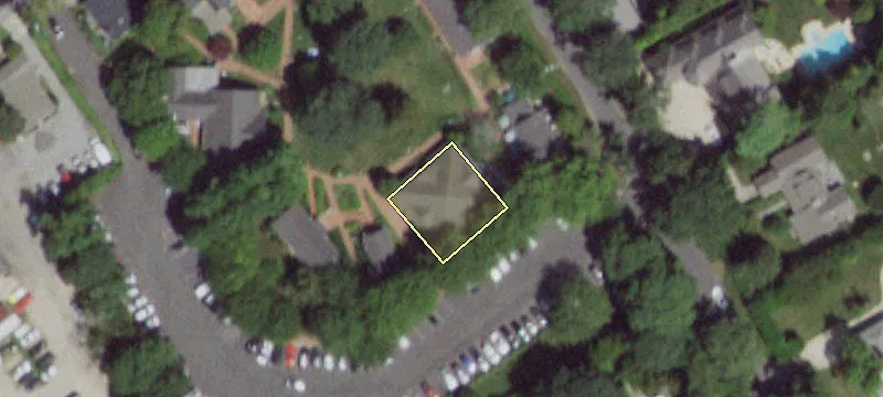 10 Amagansett Sq