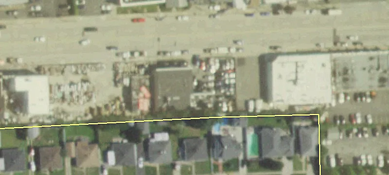 3586-3588 Merrick Rd