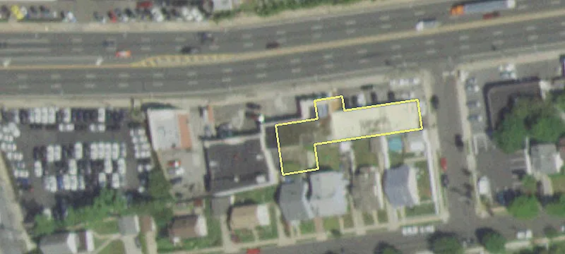 255 Sunrise Hwy